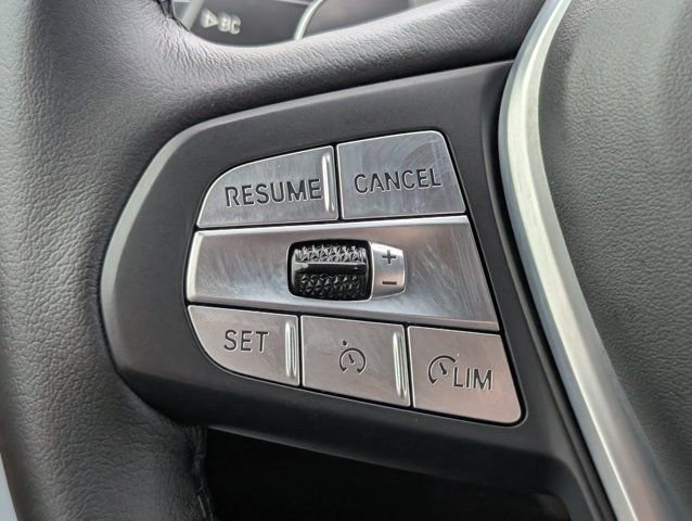 Used 2022 White BMW sDrive30i image 25