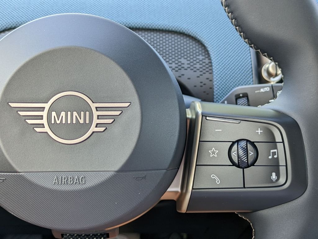 2025 MINI Countryman S - Photo 18
