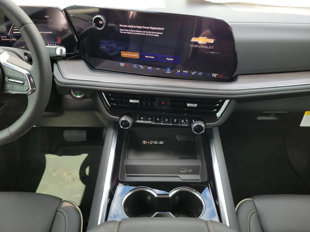 2026 Chevrolet Suburban Premier - Photo 21