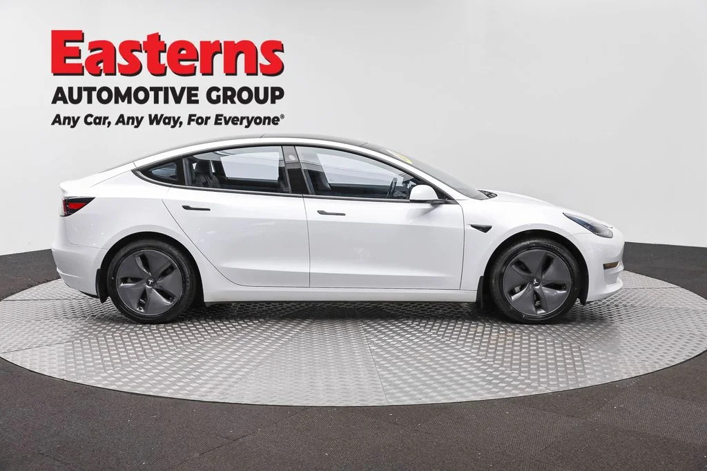 Used 2018 White Tesla Long Range image 4