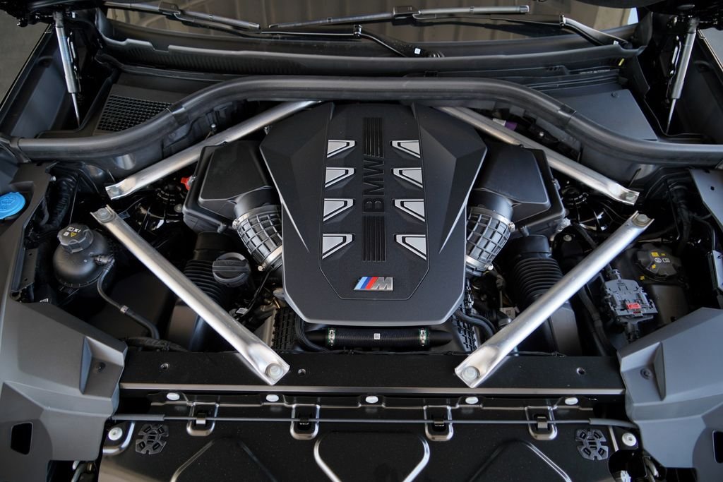 New 2027 Black Sapphire Metallic BMW M60i image 21