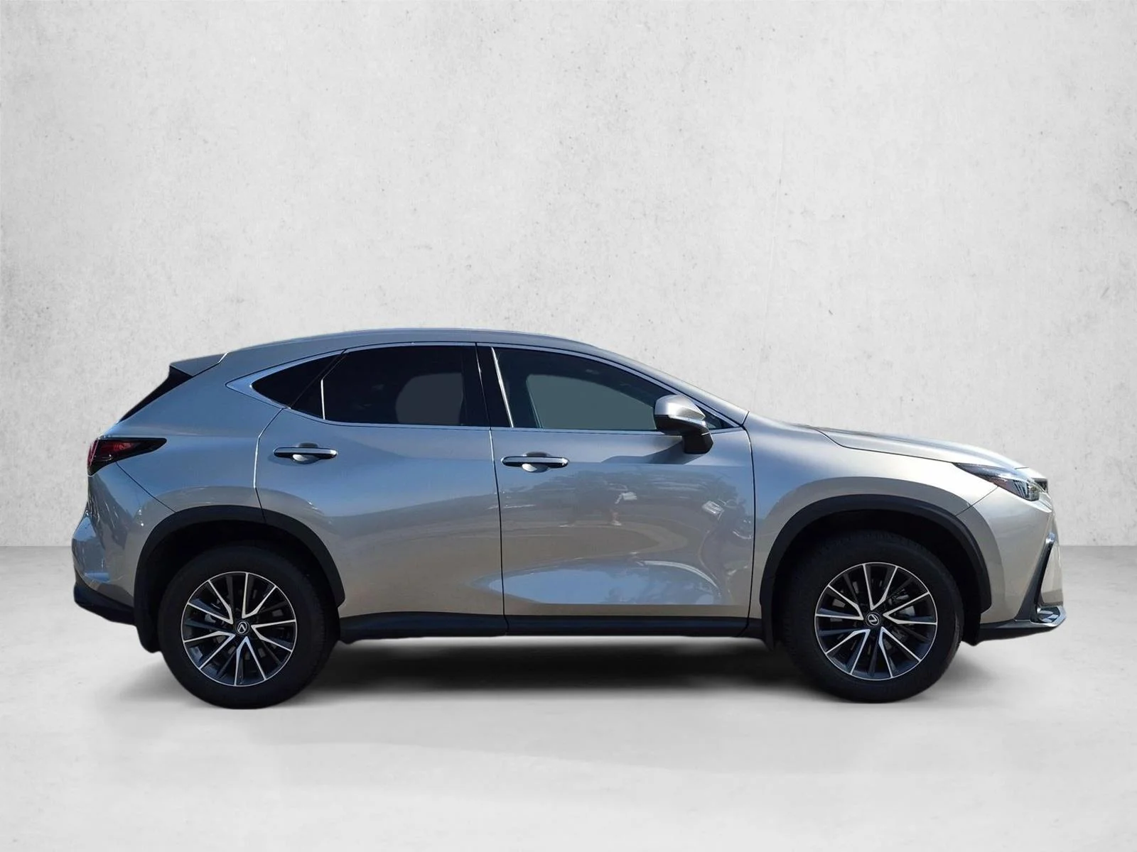 Used 2024 Atomic Silver Lexus NX 250 image 5
