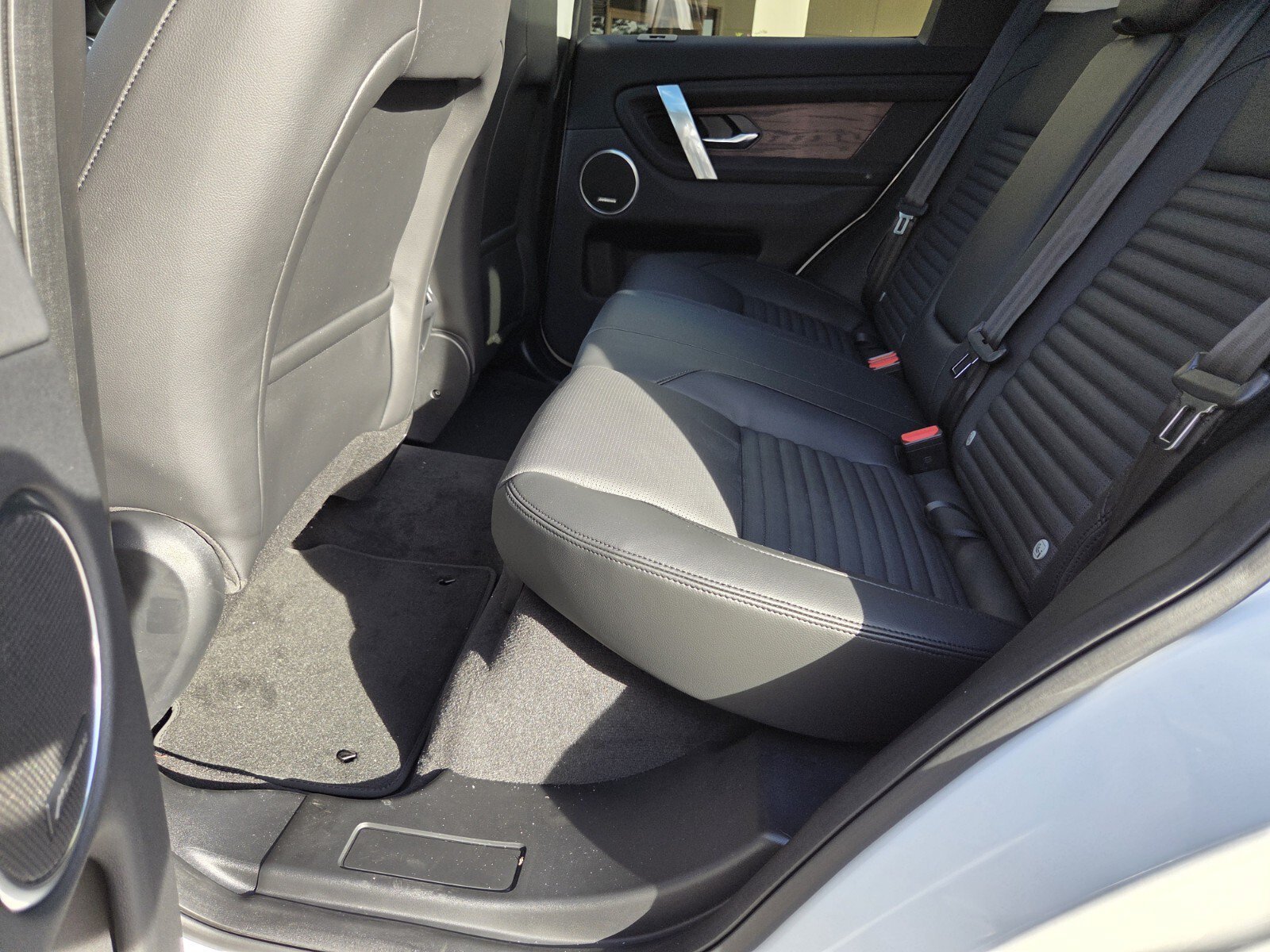 2025 Land Rover Discovery Sport S - Photo 14