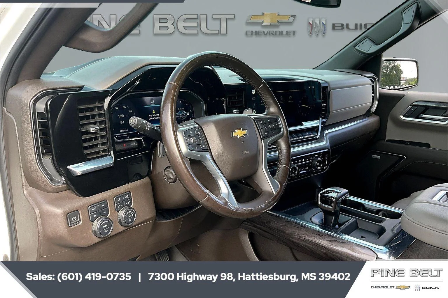 Used 2022 Summit White Chevrolet LTZ image 13