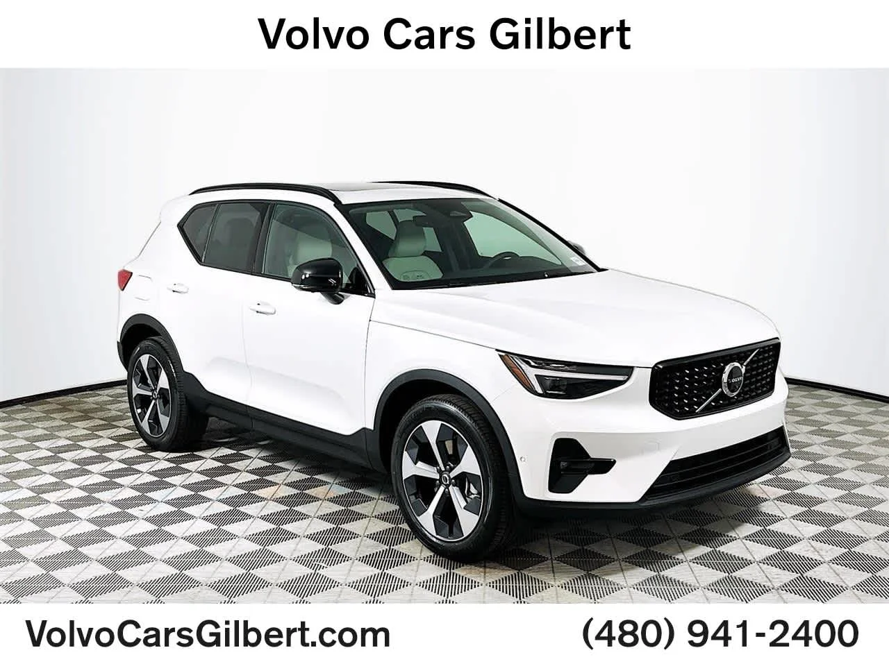 2026 Volvo XC40 B5 Plus Dark AWD's photo