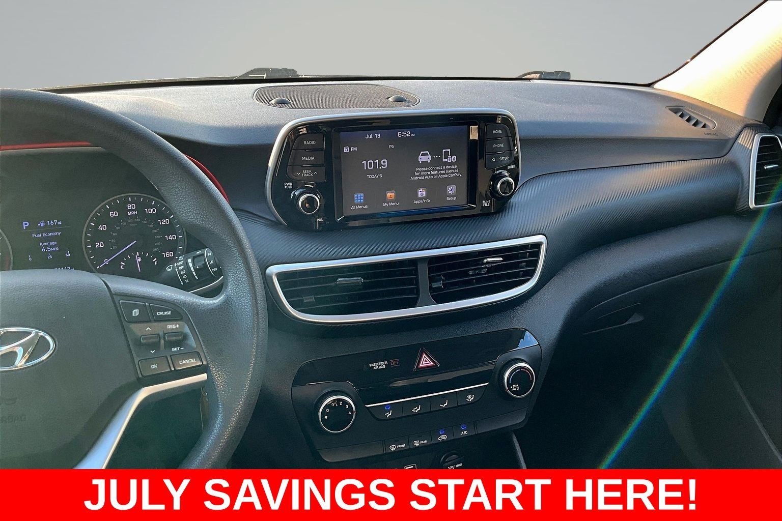 Used 2019 Black Hyundai SE image 10