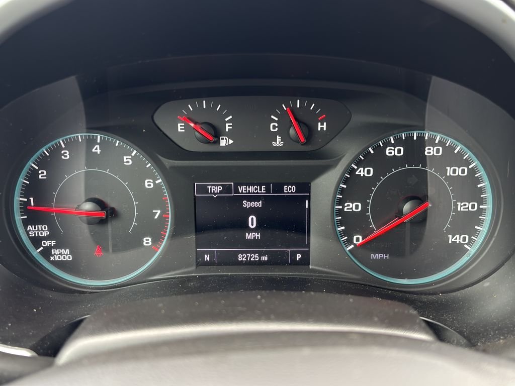 Used 2024 Summit White Chevrolet LT image 24
