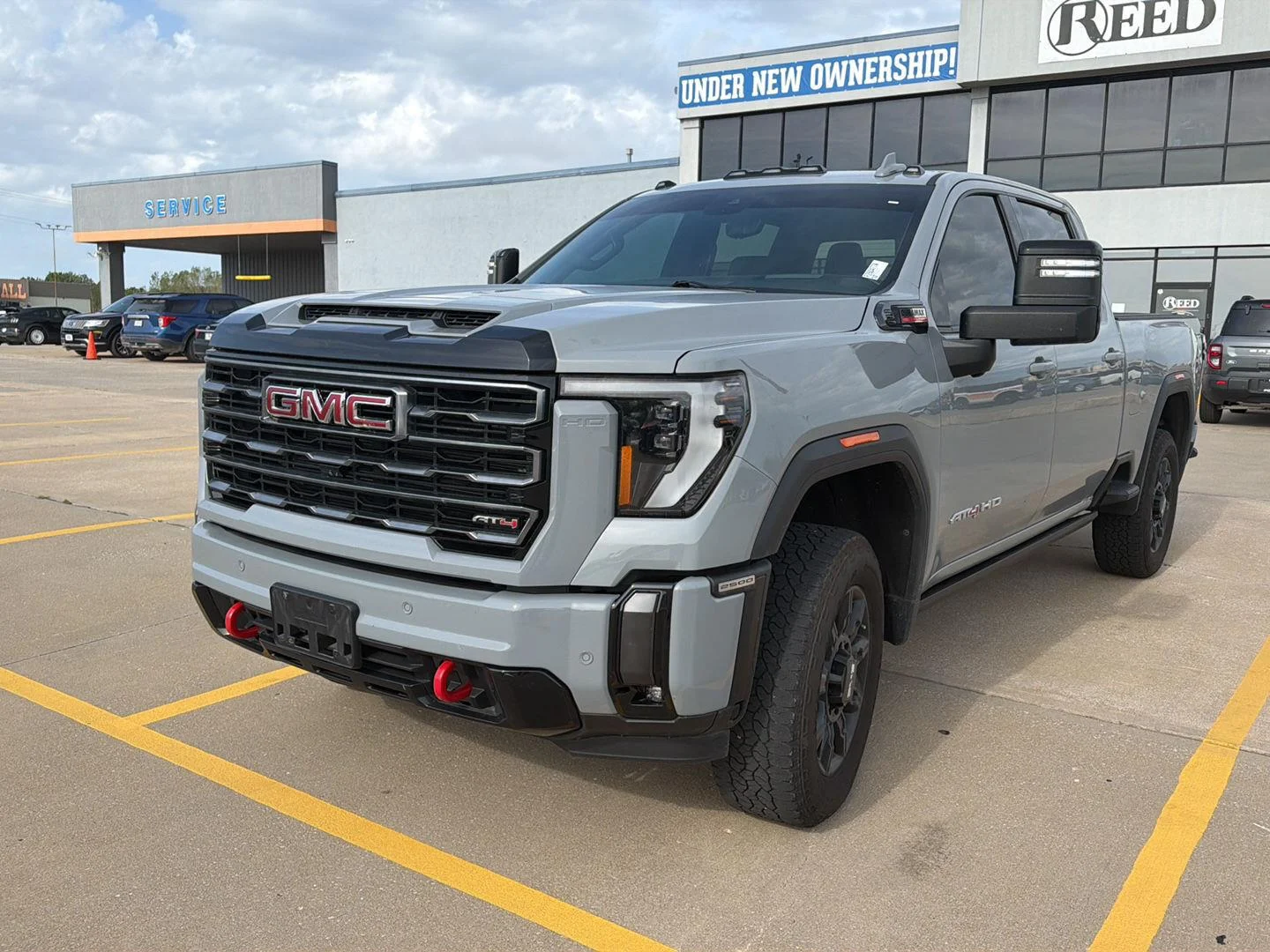 Used 2024 GMC Sierra 2500HD AT4 with VIN 1GT49PEY3RF420991 for sale in Kansas City