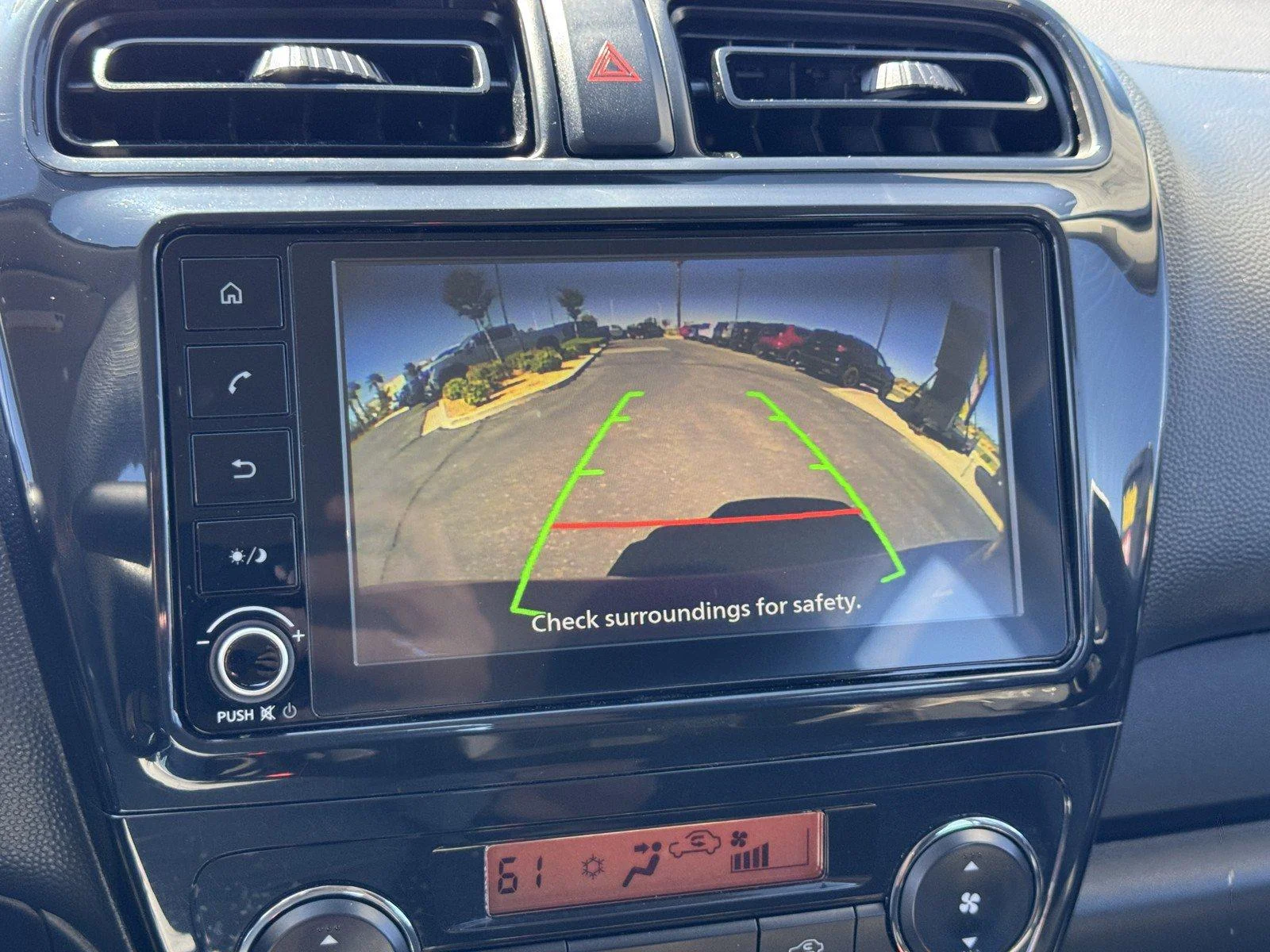 Used 2024  Mitsubishi ES image 19