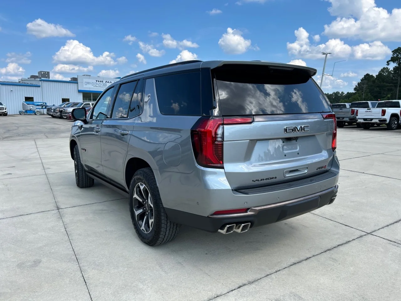 New 2026 Sterling Metallic GMC AT4 Ultimate image 4