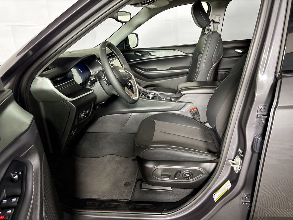 Used 2023 Gray Jeep Laredo X image 12
