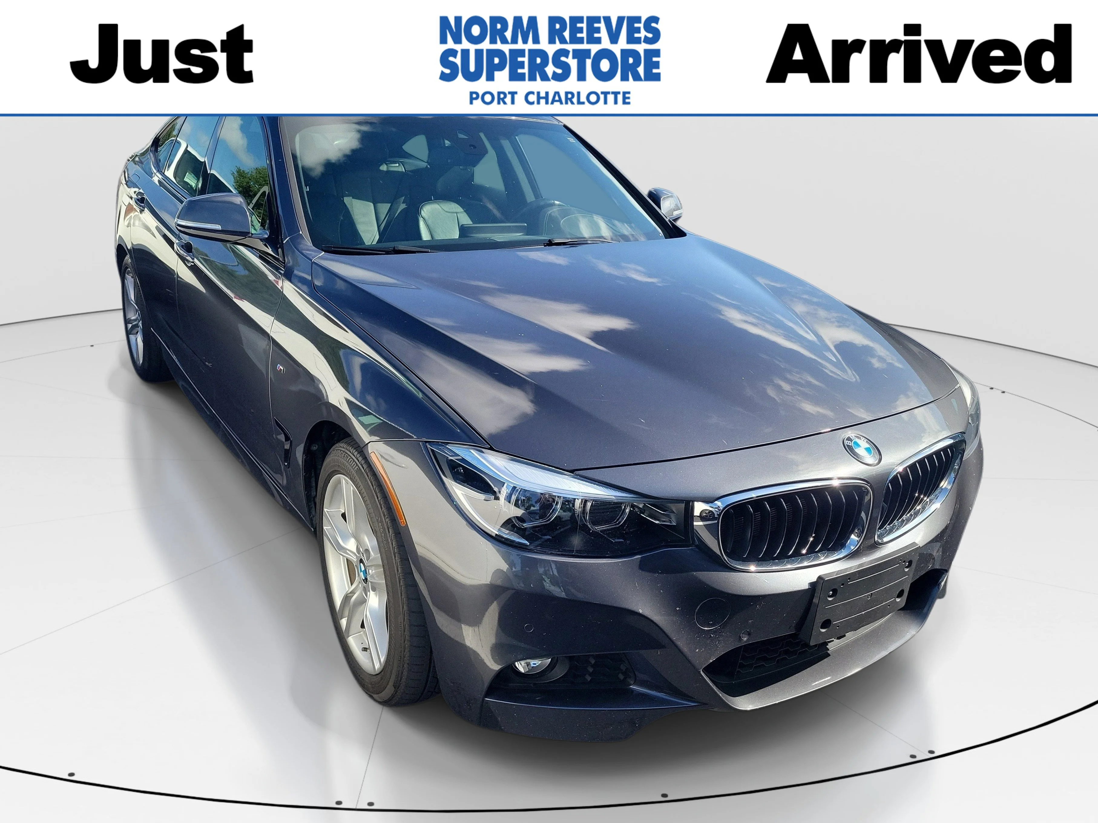 2019 BMW 3 Series 330i xDrive Gran Turismo's photo