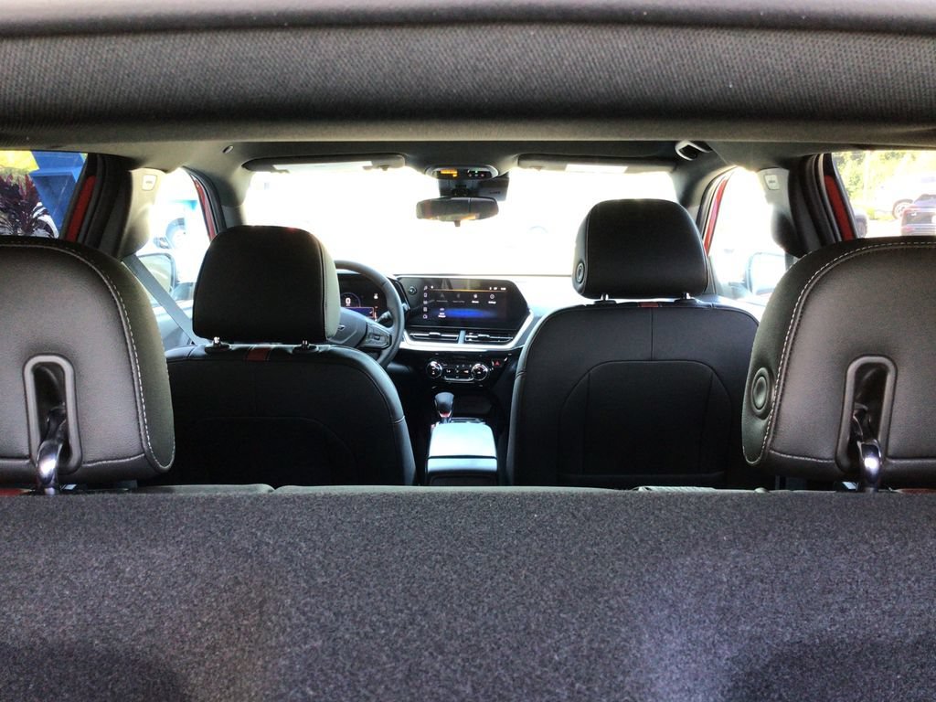 2026 Chevrolet Trax RS - Photo 42