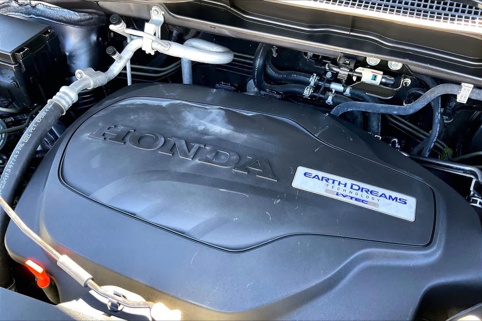 Used 2018 PACIFIC PEWTER METALLIC Honda EX-L image 31