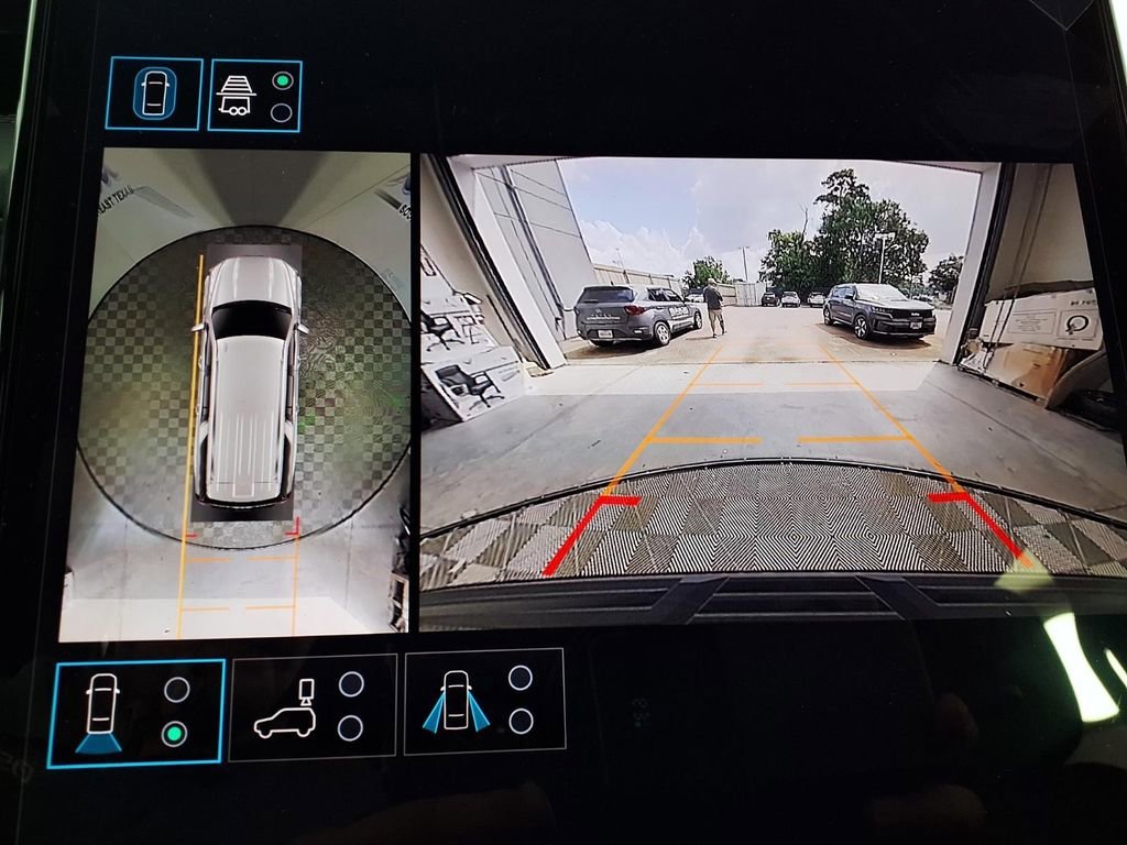 2026 GMC Yukon XL Denali - Photo 12
