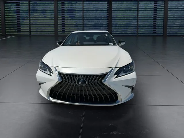 Used 2024 White Lexus 350 image 3