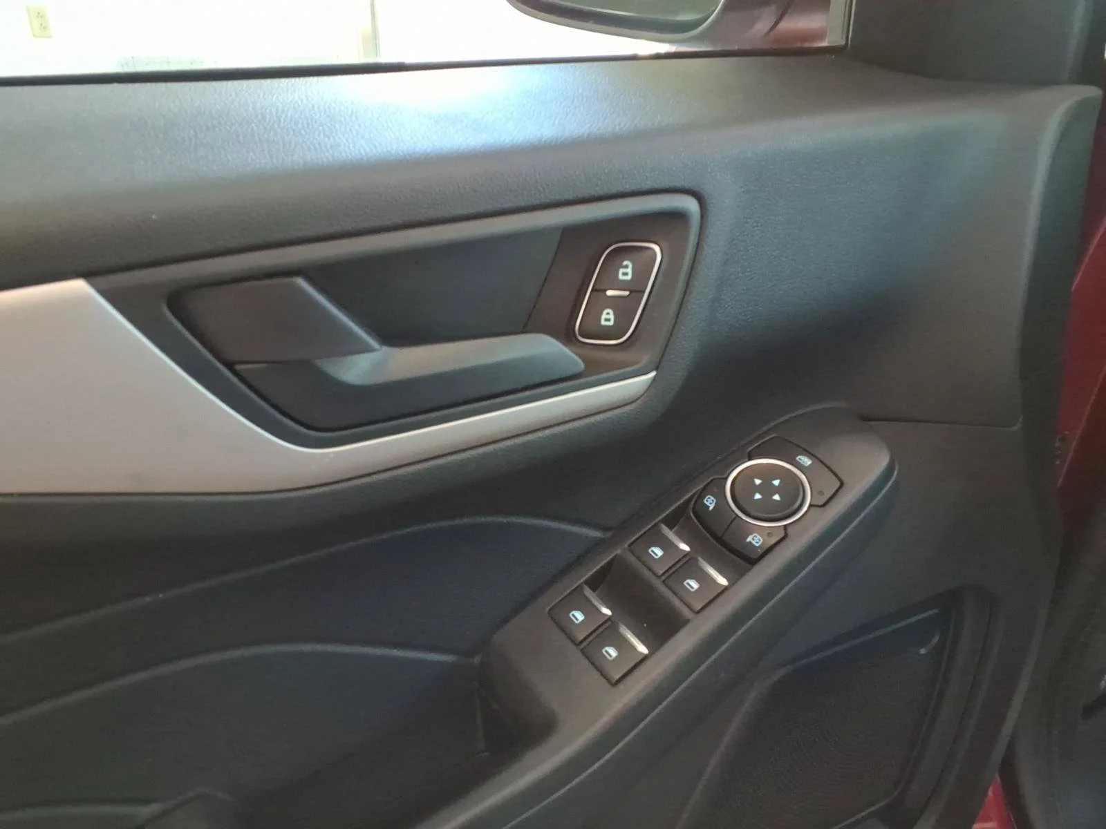 2022 Ford Escape SE - Photo 12
