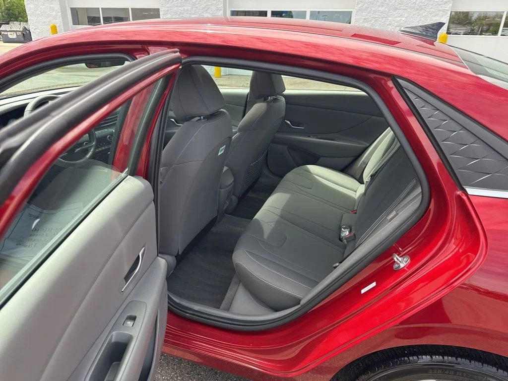 Used 2024 Ultimate Red Hyundai SEL image 42