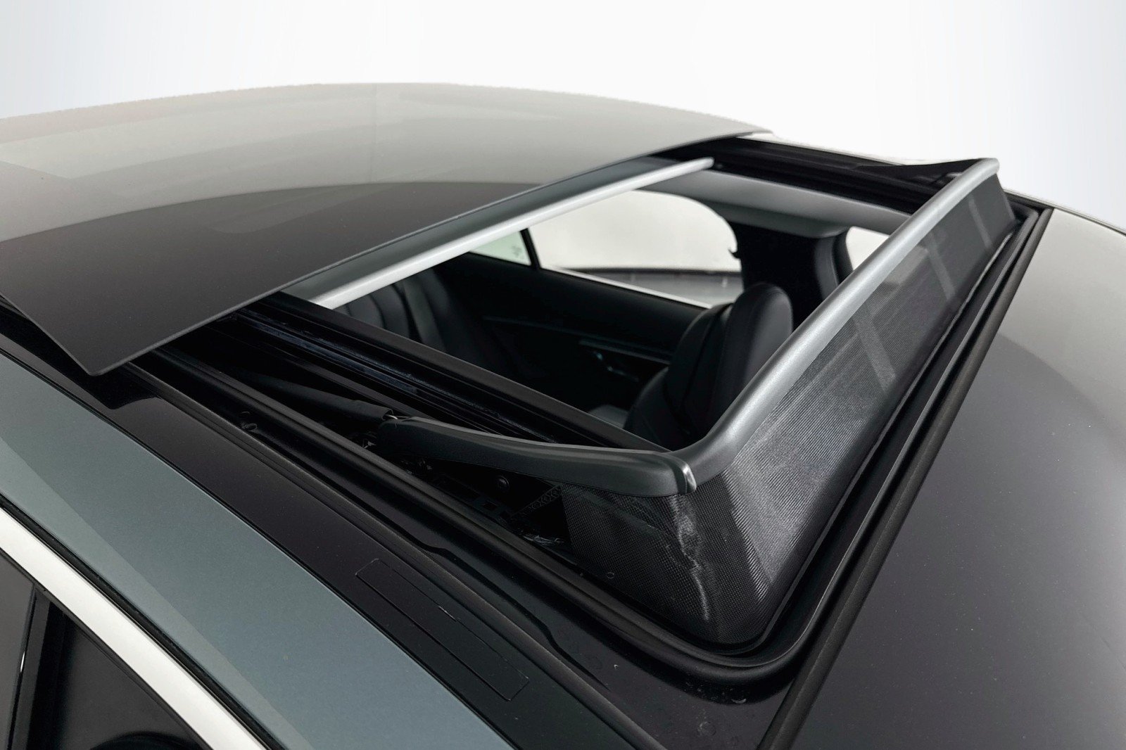 New 2026 Verde Silver Metallic Mercedes-Benz E 350 RWD Sedan image 21