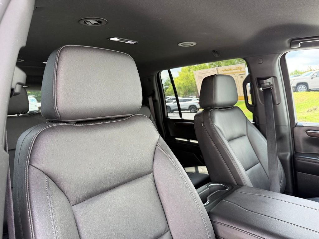 Used 2025 Black Chevrolet LT image 18