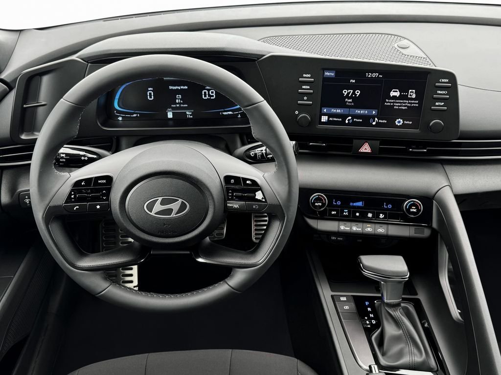 2025 Hyundai Elantra SEL - Photo 25