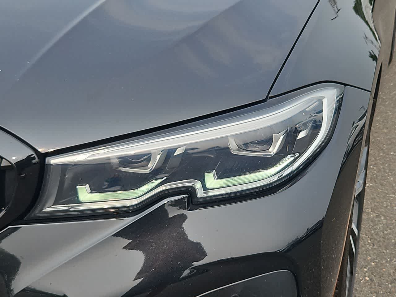 Used 2021 Black Sapphire Metallic BMW 330i xDrive image 34