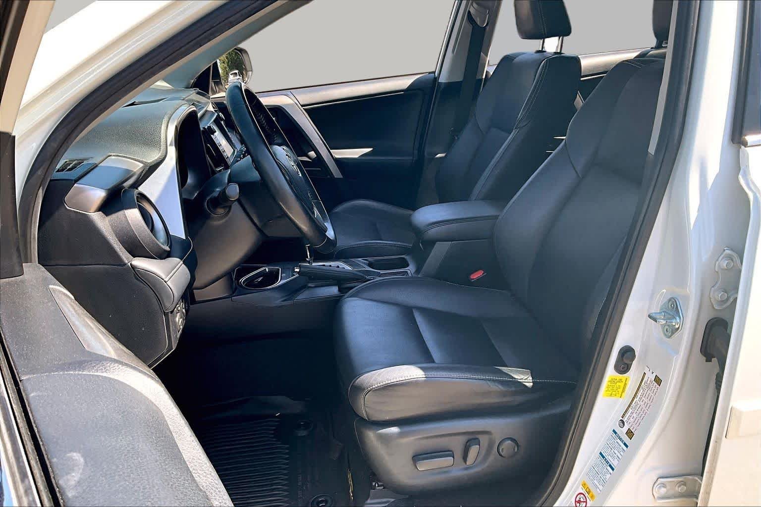 Used 2018 Blizzard Pearl Toyota Hybrid Limited image 7