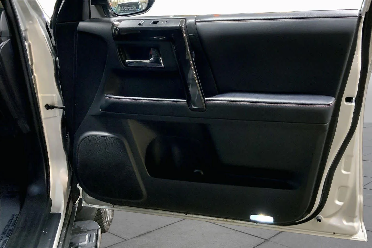Used 2020 Classic Silver Metallic Toyota SR5 image 22