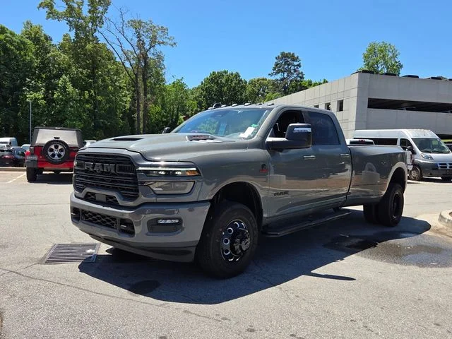 New 2026 Ceramic Gray Clear-Coat Exterior Paint RAM Laramie image 3