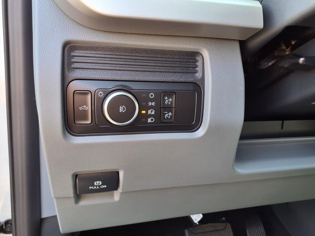 New 2026 Oxford White Ford F-250® XL image 11