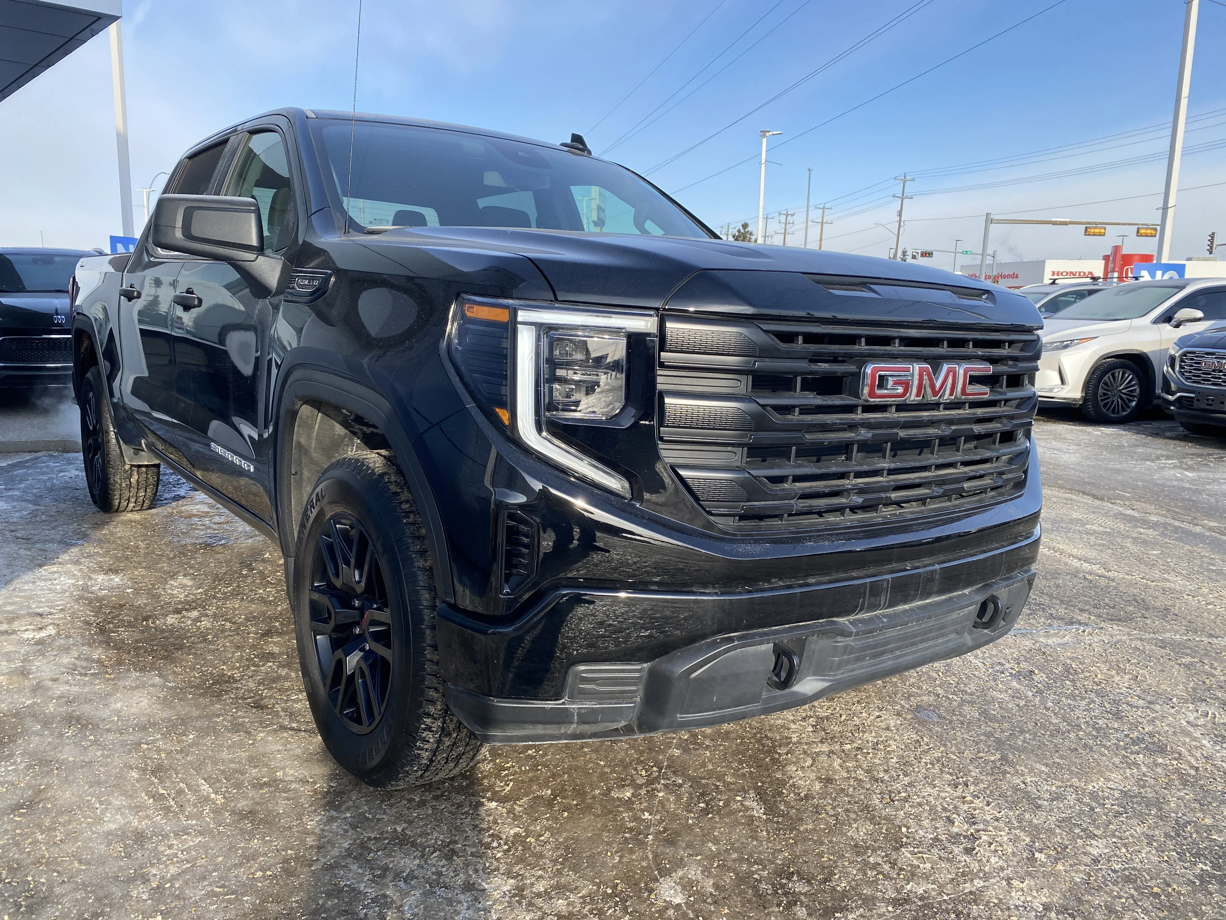 Used 2025 Black GMC Crew Cab Pro image 6