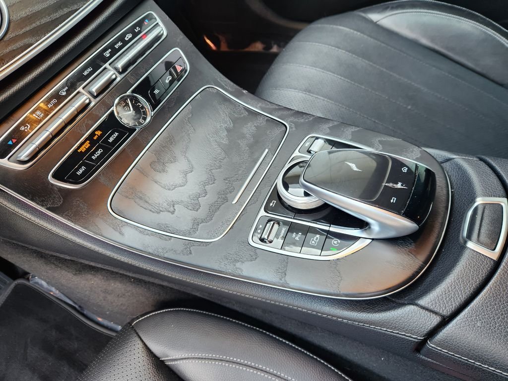Used 2018 Polar White Mercedes-Benz E 300 image 20