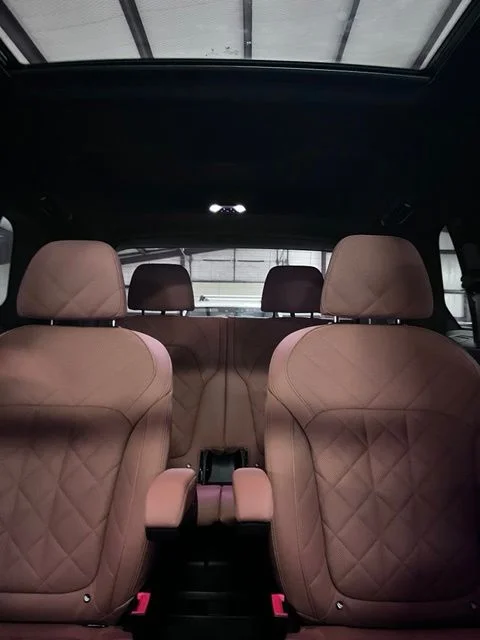 Used 2025 Black BMW xDrive40i image 17