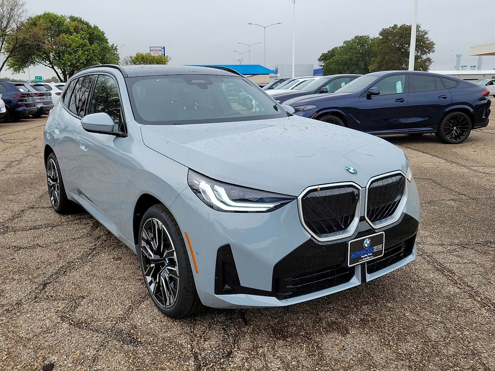 New 2026 Brooklyn Gray BMW 30 xDrive All-Wheel Drive Sports Activity Vehicle image 6