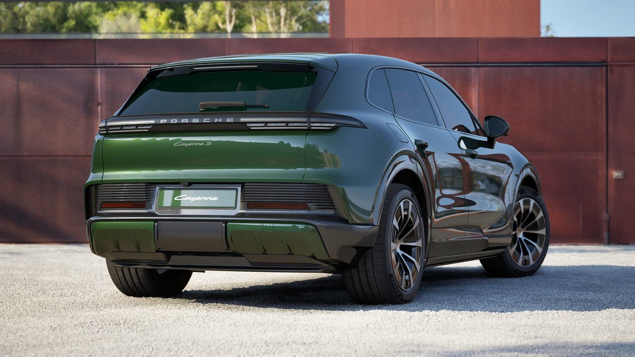 New 2026 Oak Green Metallic Neo Porsche S Electric image 9