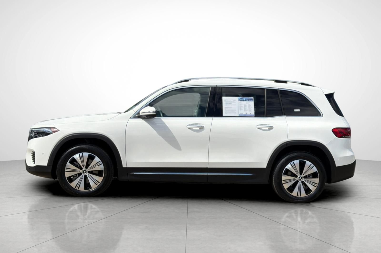 Certified Used 2023 White Mercedes-Benz 300 image 29
