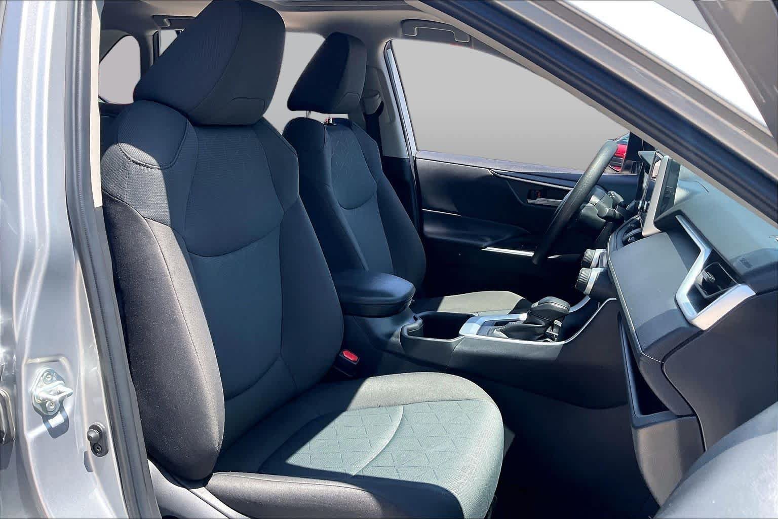 Used 2024 Silver Sky Metallic Toyota XLE image 9