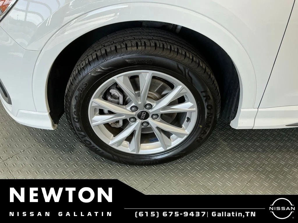 Used 2025 Arkona White Audi Premium image 47