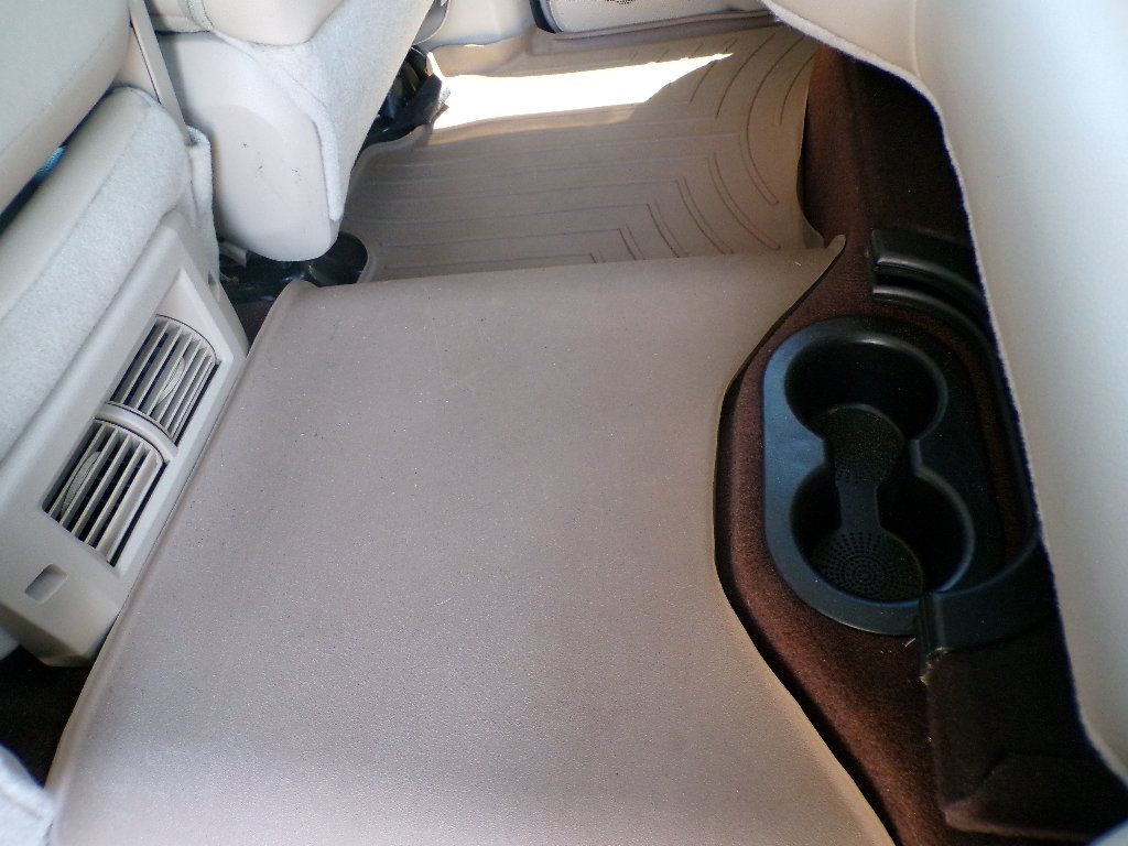 Used 2016 Maximum Steel Metallic Clearcoat Ram Laramie image 12
