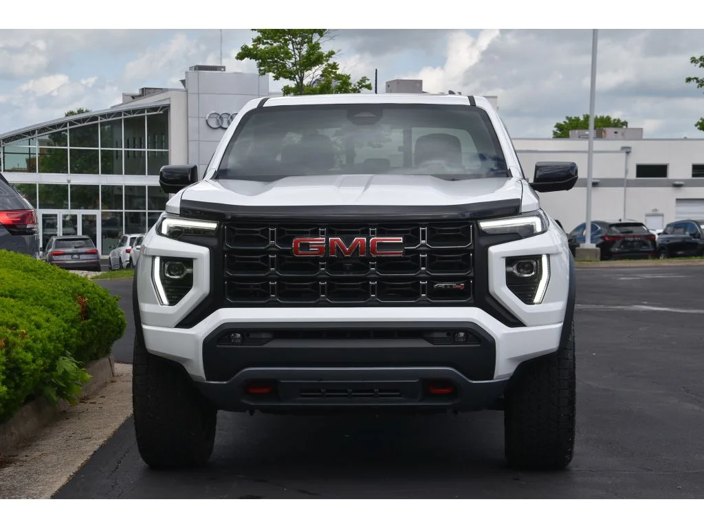 Used 2024 Summit White GMC 4WD AT4 image 8