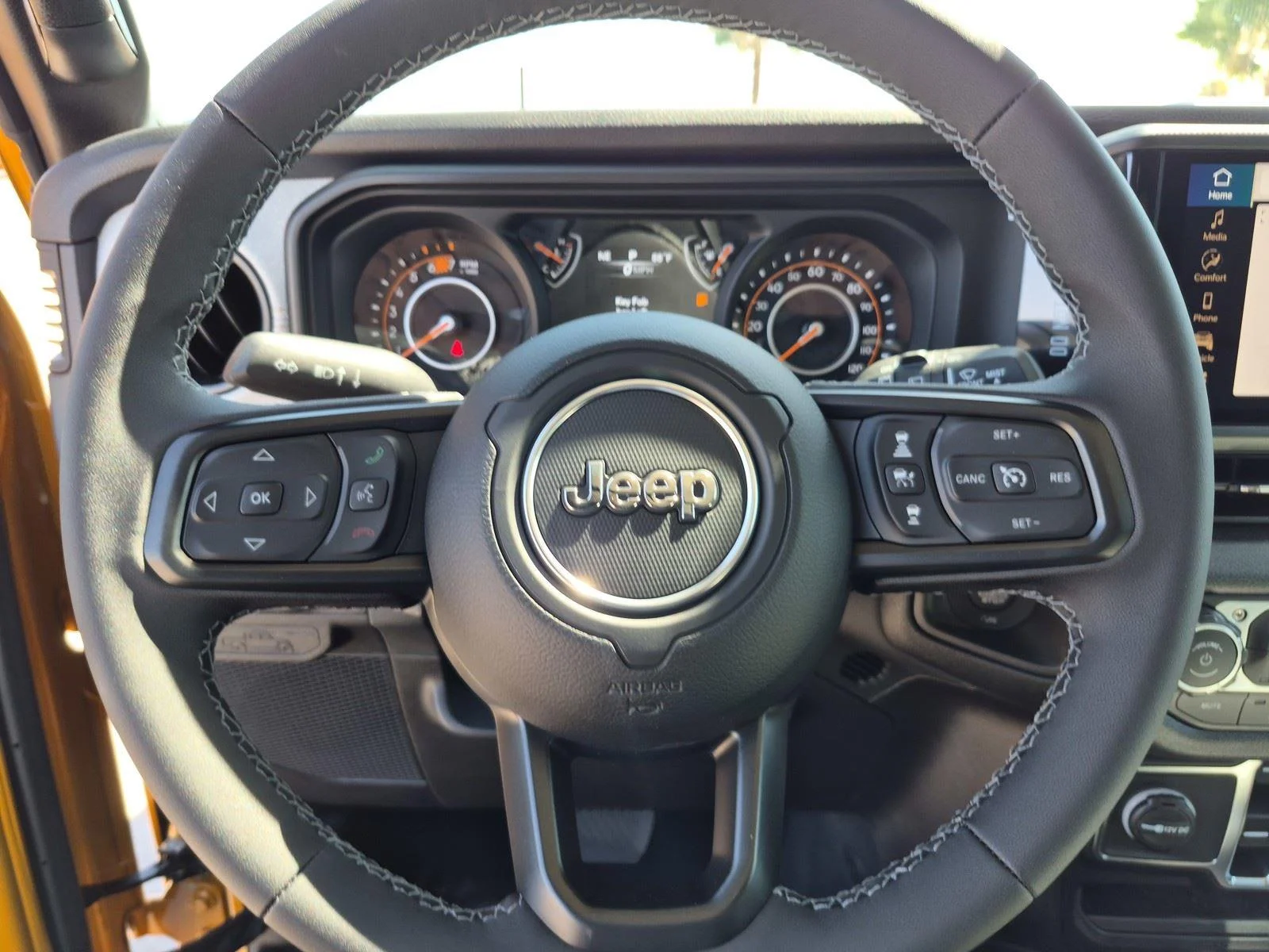 New 2026 Goldilocks Exterior Paint Jeep Sport S image 25