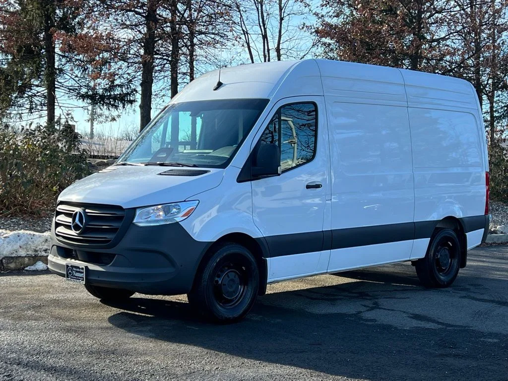 2025 Mercedes-Benz Sprinter 2500 144 WB HO's photo