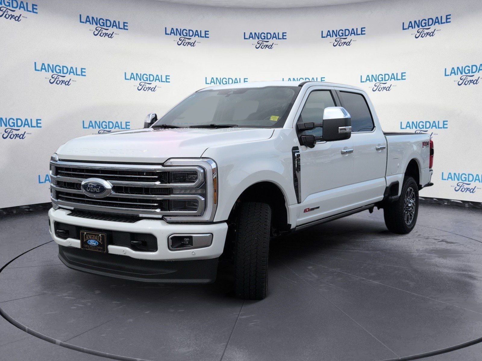 New 2026 Star White Metallic Tri-Coat Ford Platinum image 11
