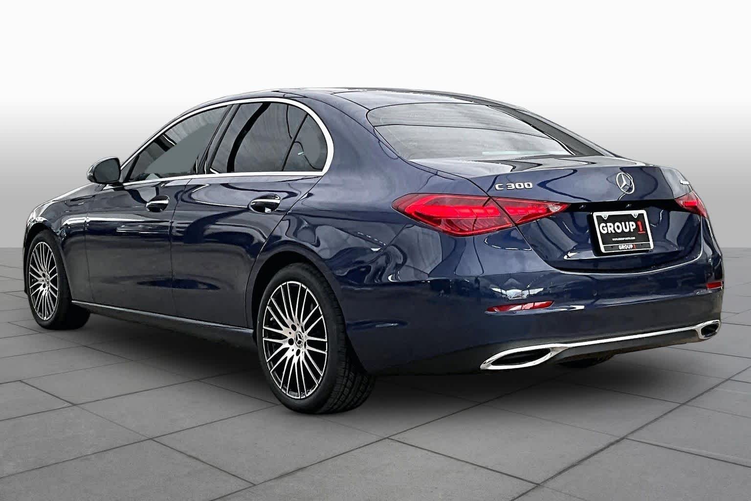 Used 2025 Twilight Blue Metallic Mercedes-Benz C 300 image 12