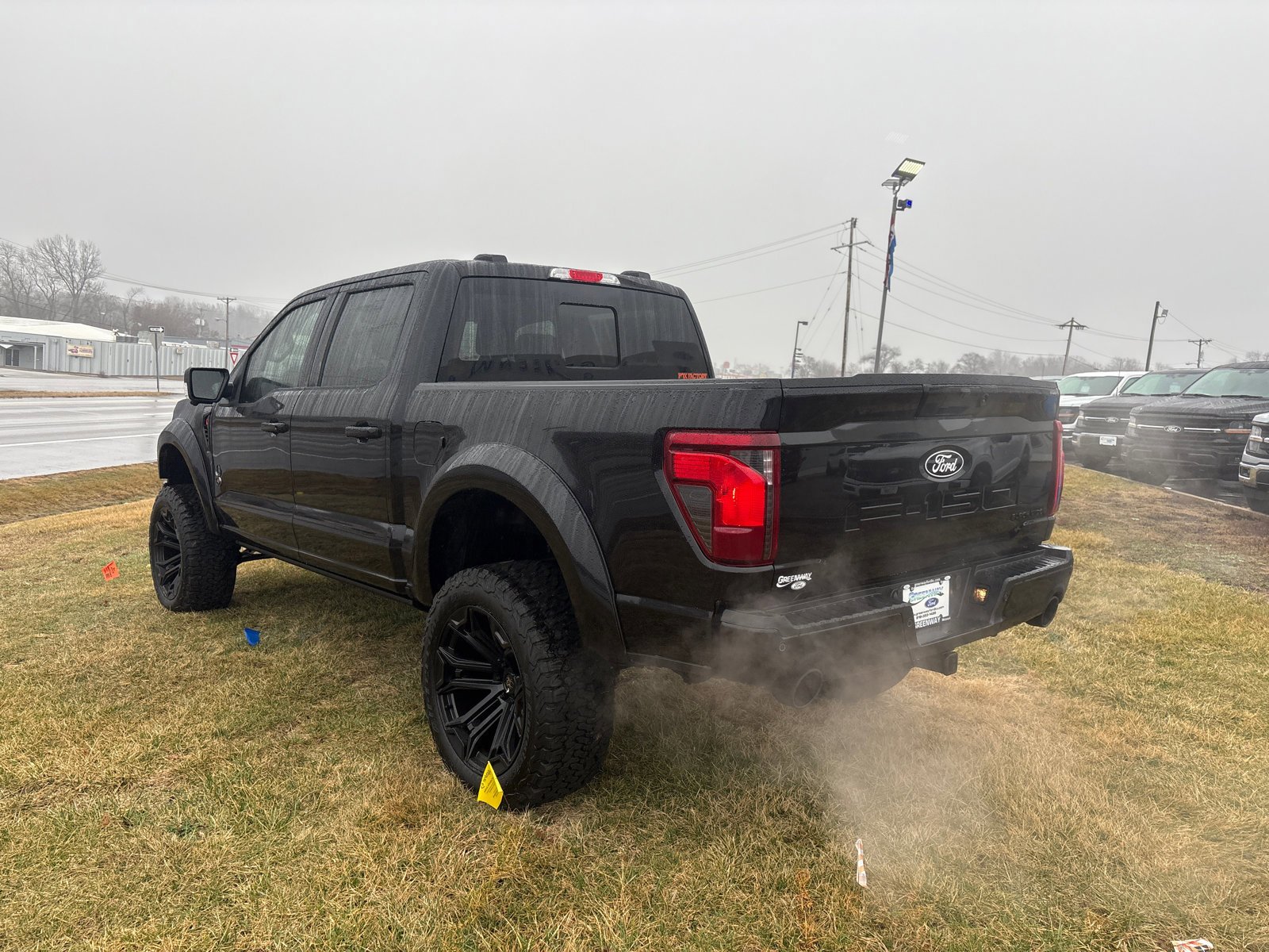 New 2026 Agate Black Metallic Ford XLT image 5