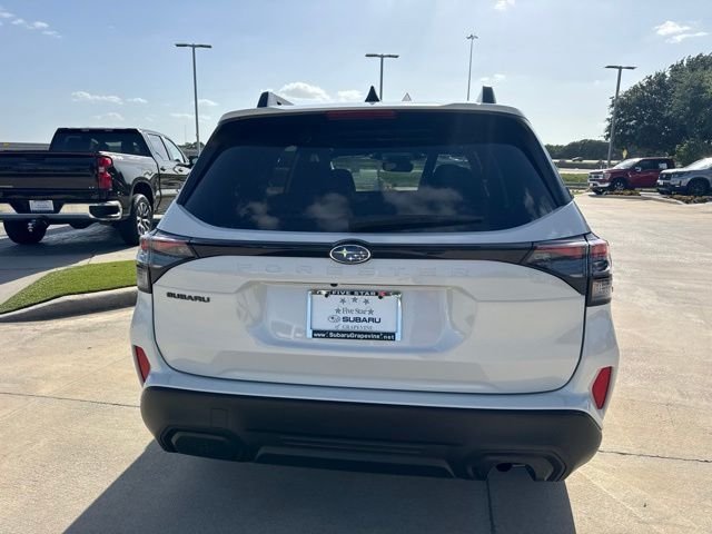 Used 2025  Subaru Premium image 4