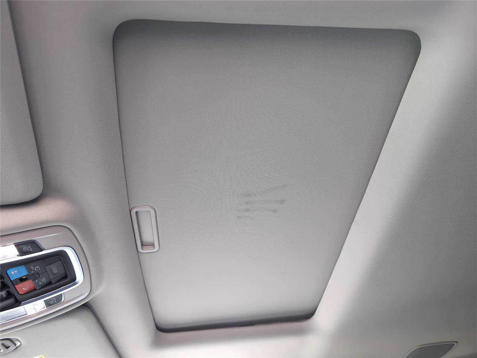 New 2025 Bright White Clear-Coat Exterior Paint RAM Laramie image 17
