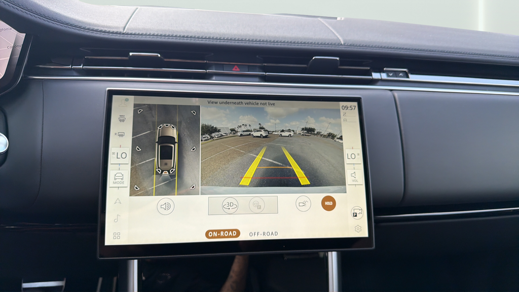 New 2026 Fuji White Land Rover SE image 23