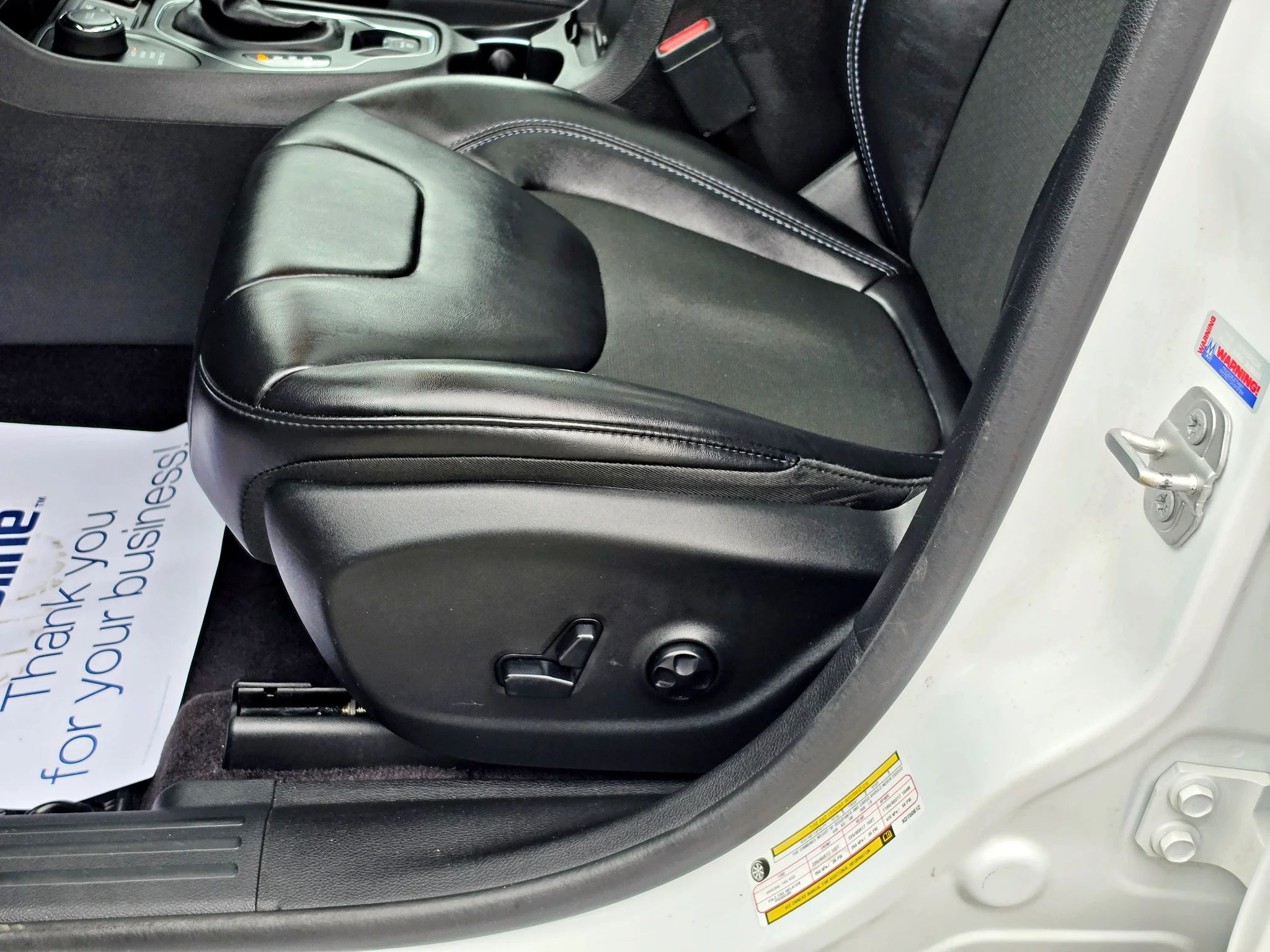 Used 2019 Bright White Clearcoat Jeep Latitude Plus image 21