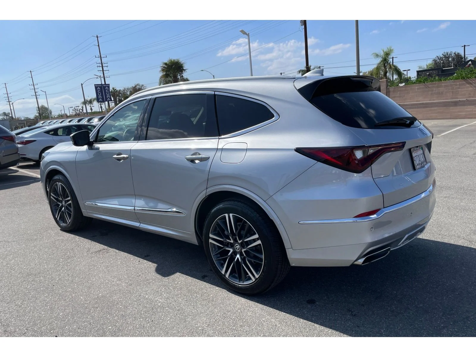 Used 2026 Solar Silver Metallic Acura w/Advance Package image 3